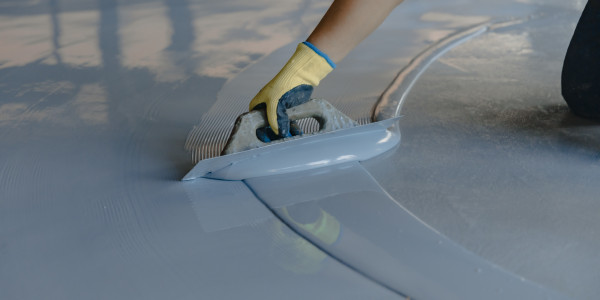 Pintar Fachadas y Patios de Luces de Comunidades Vecinos / Propietarios Cabrils · Pintura y Pavimentos para Pintar Garajes y Parkings Comunitarios