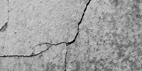 Trabajos Verticales en Fachadas de Edificios / Viviendas Cabrils · Reparación, Sellado de Grietas y Desperfectos